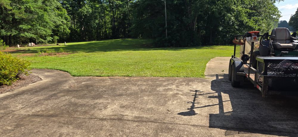 All Photos for Fresh Cut Yard & Lawn Care LLC in Forsyth, GA