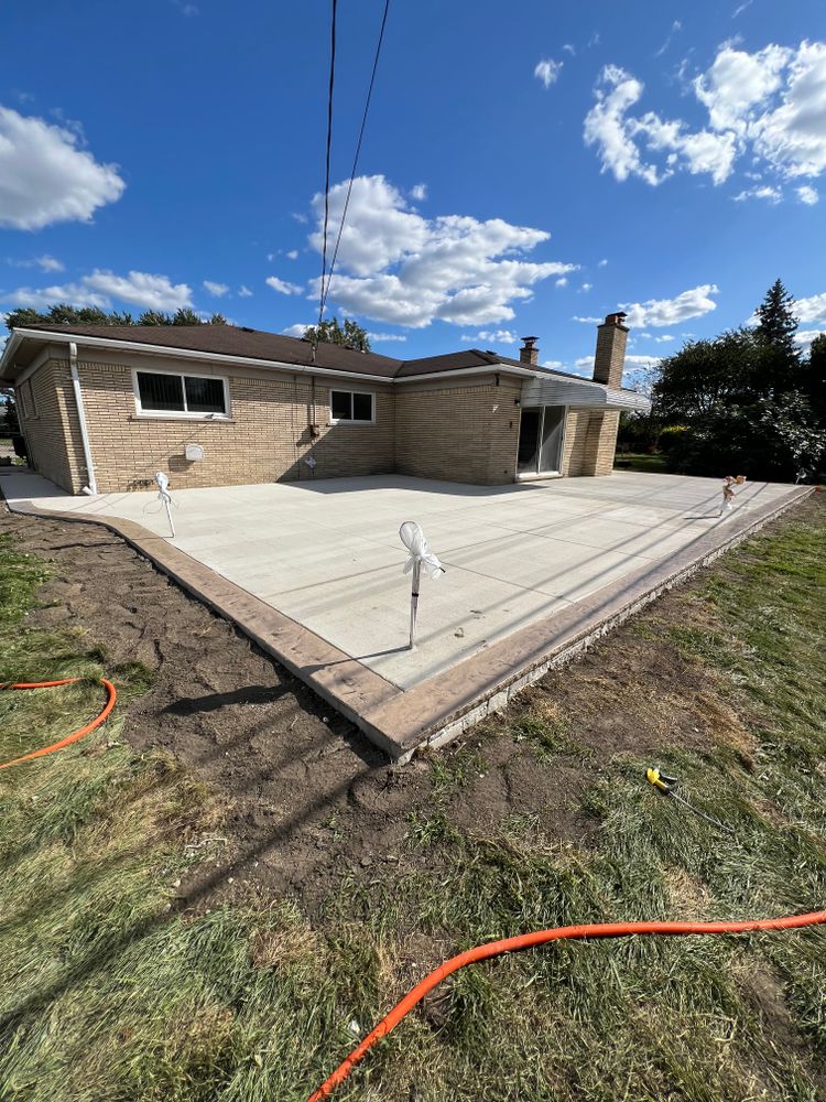 Patios for Ibarra Concrete Services LLC in Detroit, MI