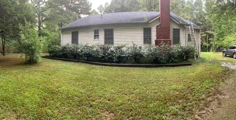 Landscaping for LC Lawn Care & Landscaping in Canon, GA