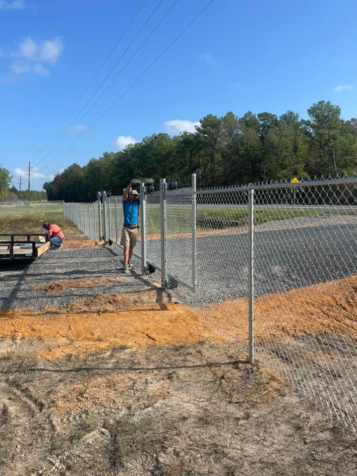 Fences for Falcon Fence Co. in Longville, LA