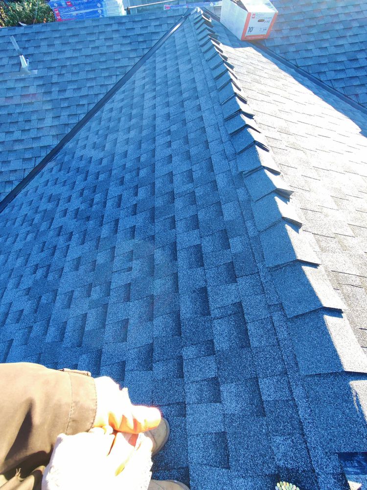 Roofing for Y&V Roofing Installation Maintenance and Repair Service in Palmdale, CA