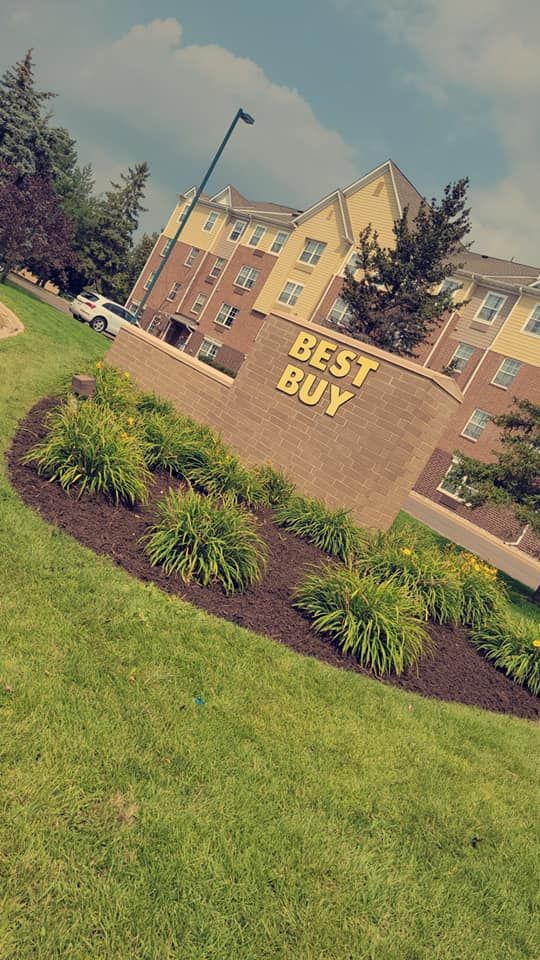 All Photos for Urban Green Lawncare & Snow Removal in Lakeville, MN