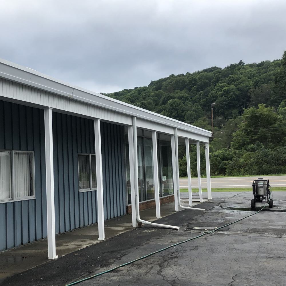 Commercial Washing for W & B Powerwashing LLC in North Norwich, NY