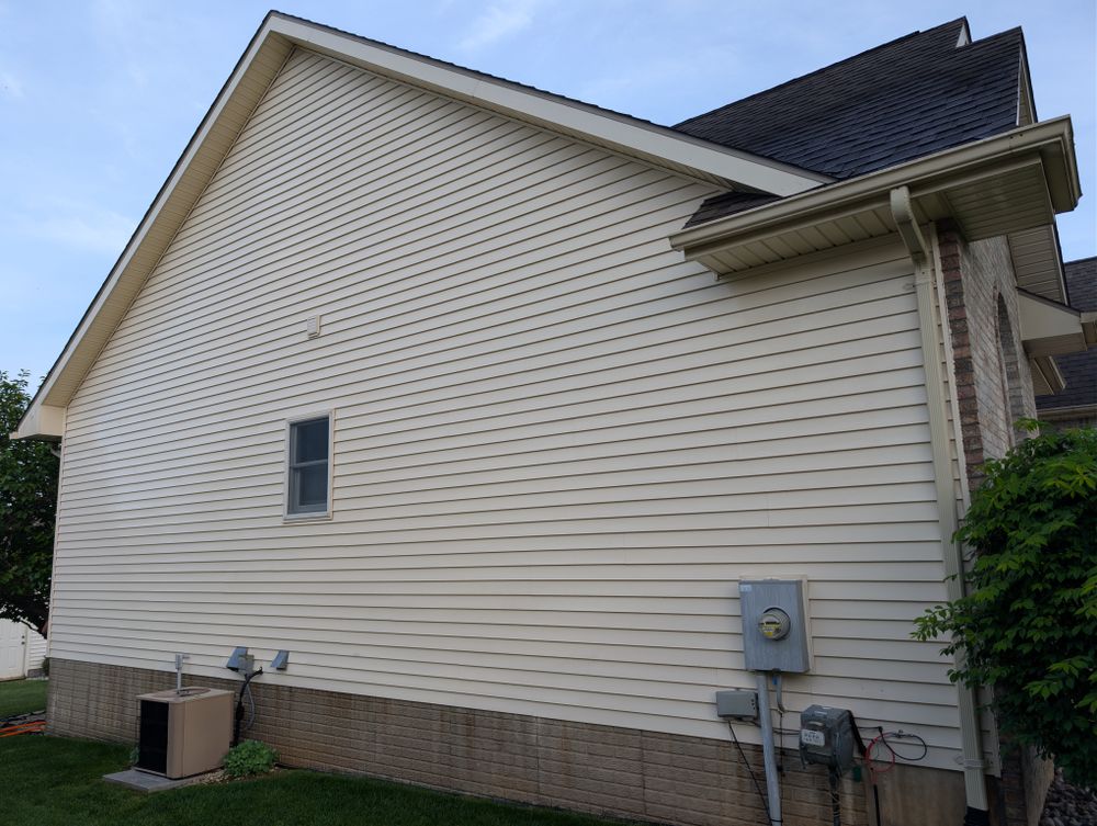 All Photos for Kingdom Power Washing & Window Cleaning in Flushing, MI