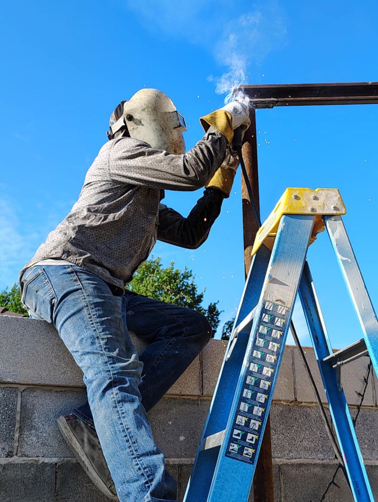 Everyday Welding Co. team in Laredo, TX - people or person
