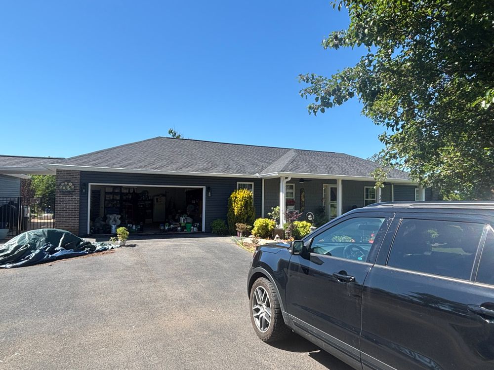 Shingle Roofs for Rock Star Roofing LLC  in Dandridge,  TN