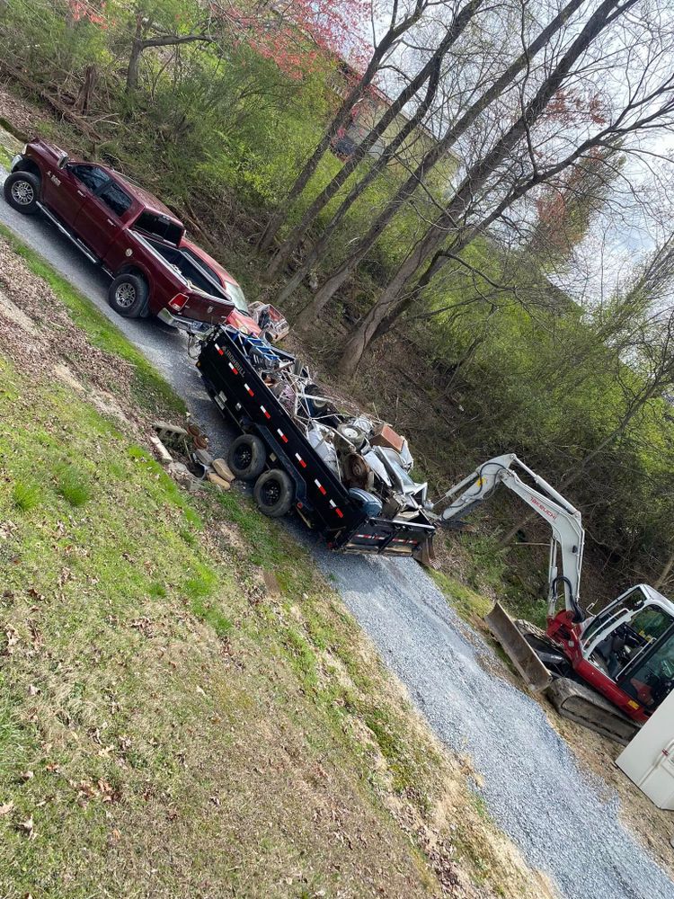 Excavating for Leal’s Lawn Service and Excavation in Dayton, TN