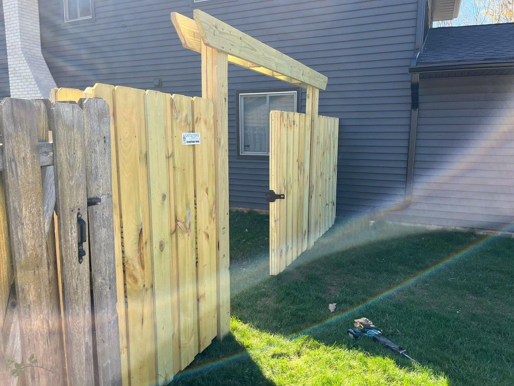 All Photos for Castle Fence and Deck LLC in Medina, OH