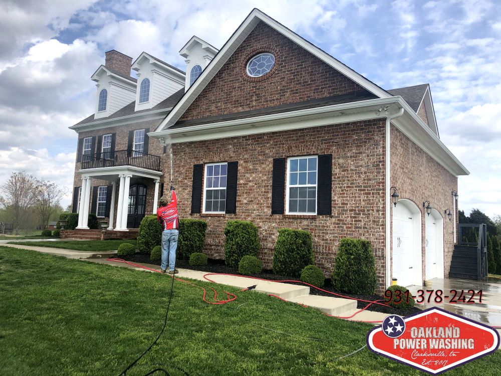 House and Roof Softwash for Oakland Power Washing in Clarksville, TN