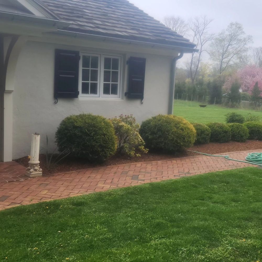 All Photos for Cristians Maintenance and Hardscaping llc in Bedminster, NJ