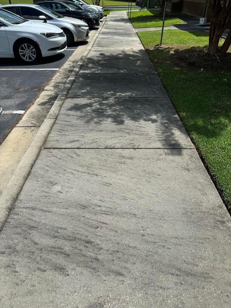 All Photos for X-Stream Pressure Washing and Roof Cleaning in Sandersville, GA