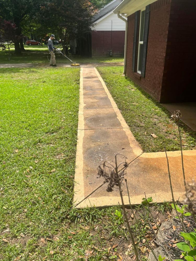 All Photos for All-Star Lawn Care & Soft Washing in Mobile, AL