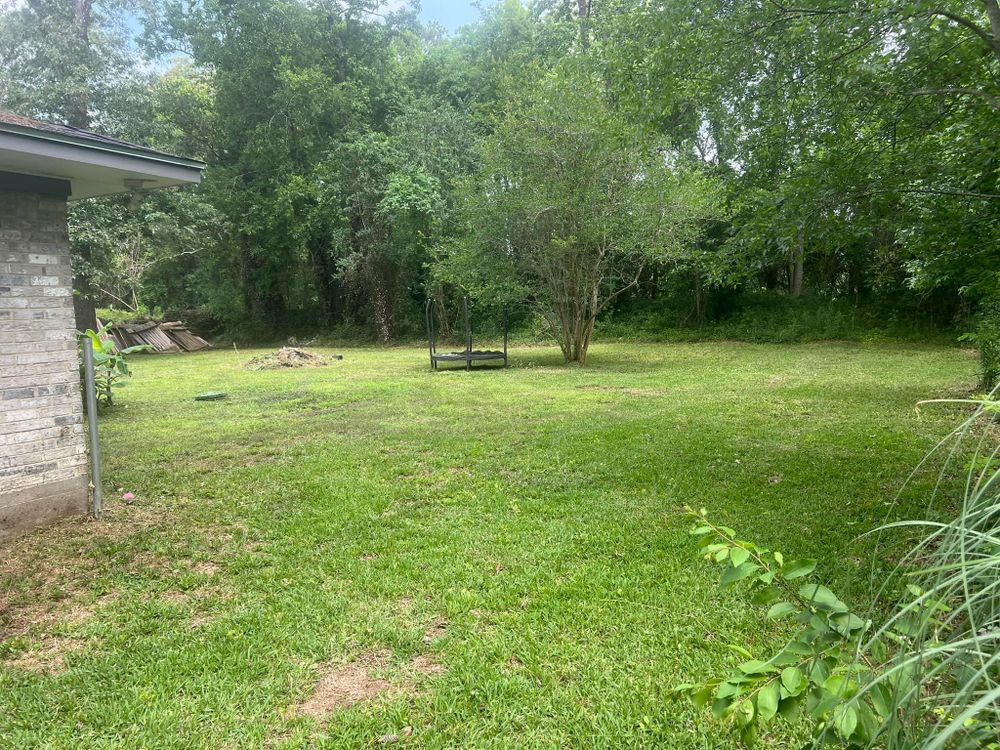 All Photos for Bobby’s lawn services in Baytown, TX