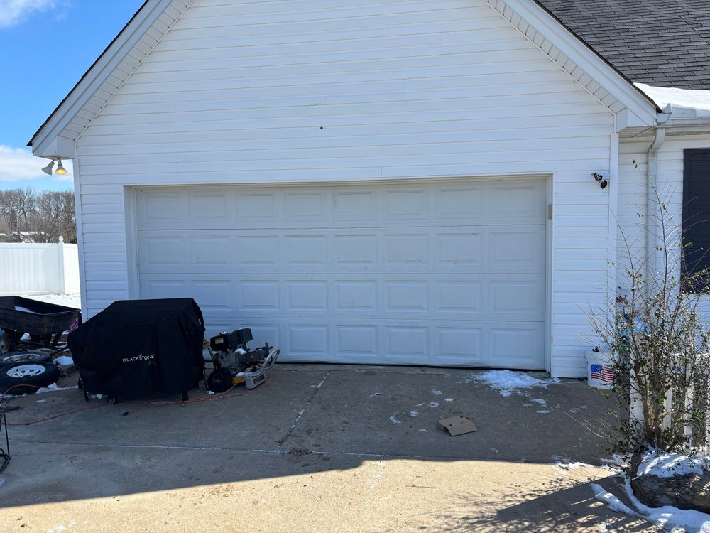 All Photos for Skyward Garage Door in Spring Hill, TN