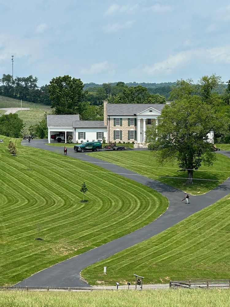 All Photos for Kingdom Lawn Care  in Shelbyville, TN