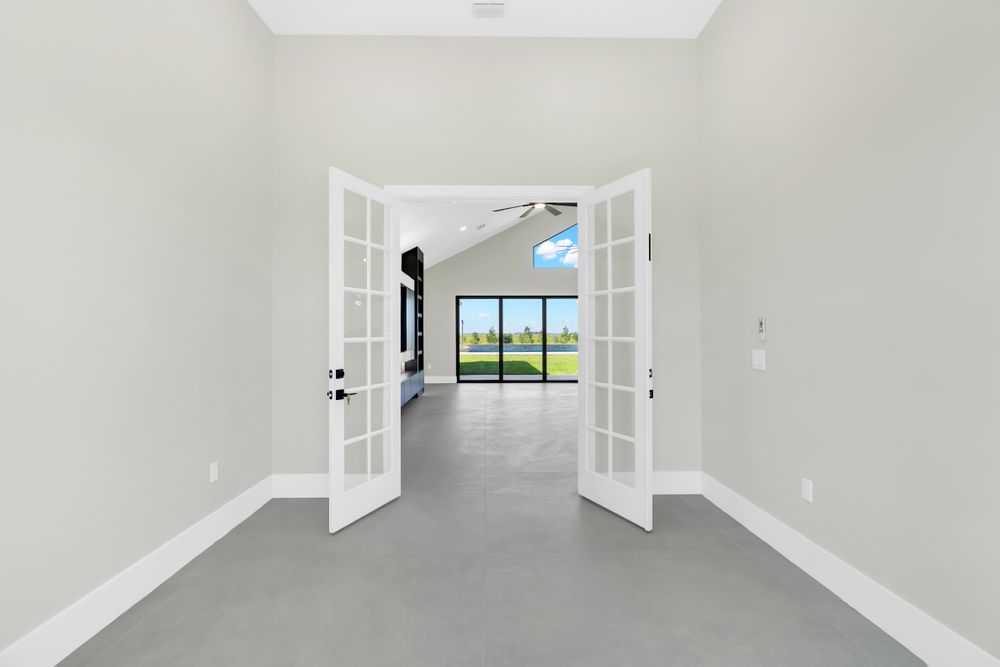 Bathrooms and Custom Interiors for Zion Construction LLC in Frostproof, FL