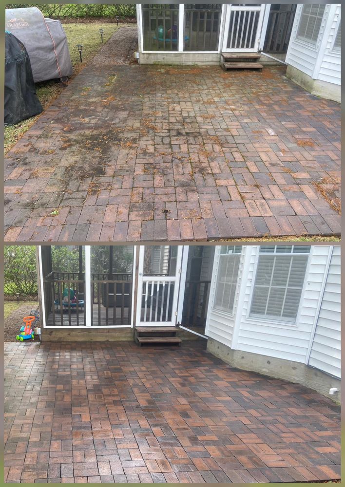 Our High Psi Wash service guarantees a thorough cleaning of your home's exterior, effectively removing dirt and grime to prepare it for painting, staining, or any type of renovation. for RJL Painting & Pressure Washing LLC in Charleston, SC