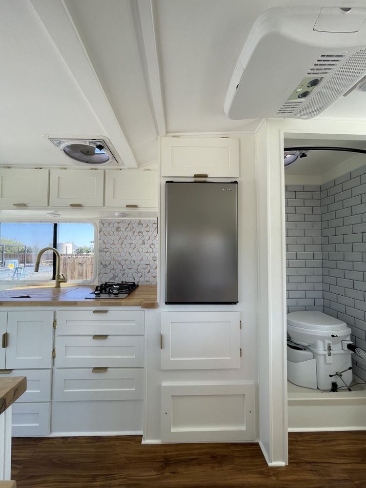 All Photos for Mauka to Makai RV Renovations in Los Angeles, CA