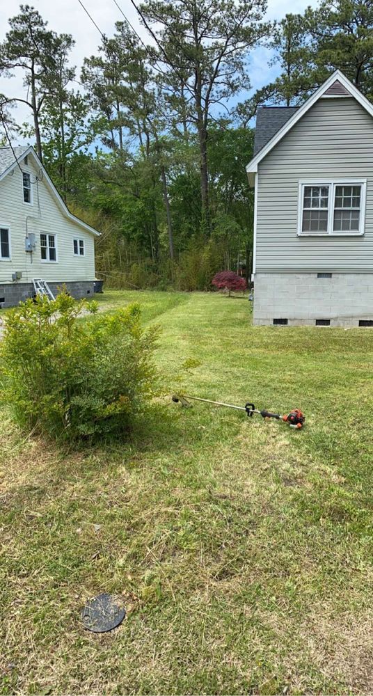 Landscaping for Bull Island Lawn Care LLC in Poquoson, VA