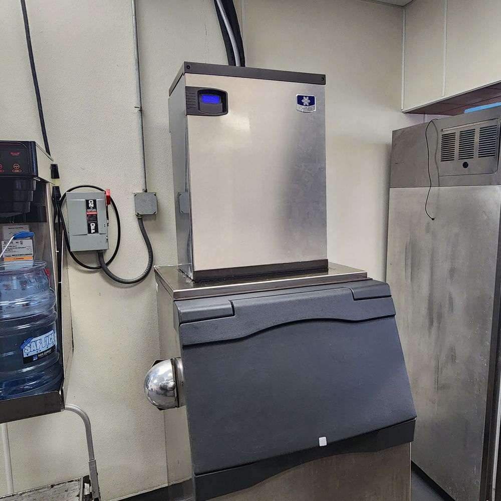 Our Ice Machine Services keep your kitchen convenient with expert installation, maintenance, and repairs. We ensure reliable ice production, efficient performance, and lasting results for your home’s everyday comfort. for All Mech Services in Chicago, IL