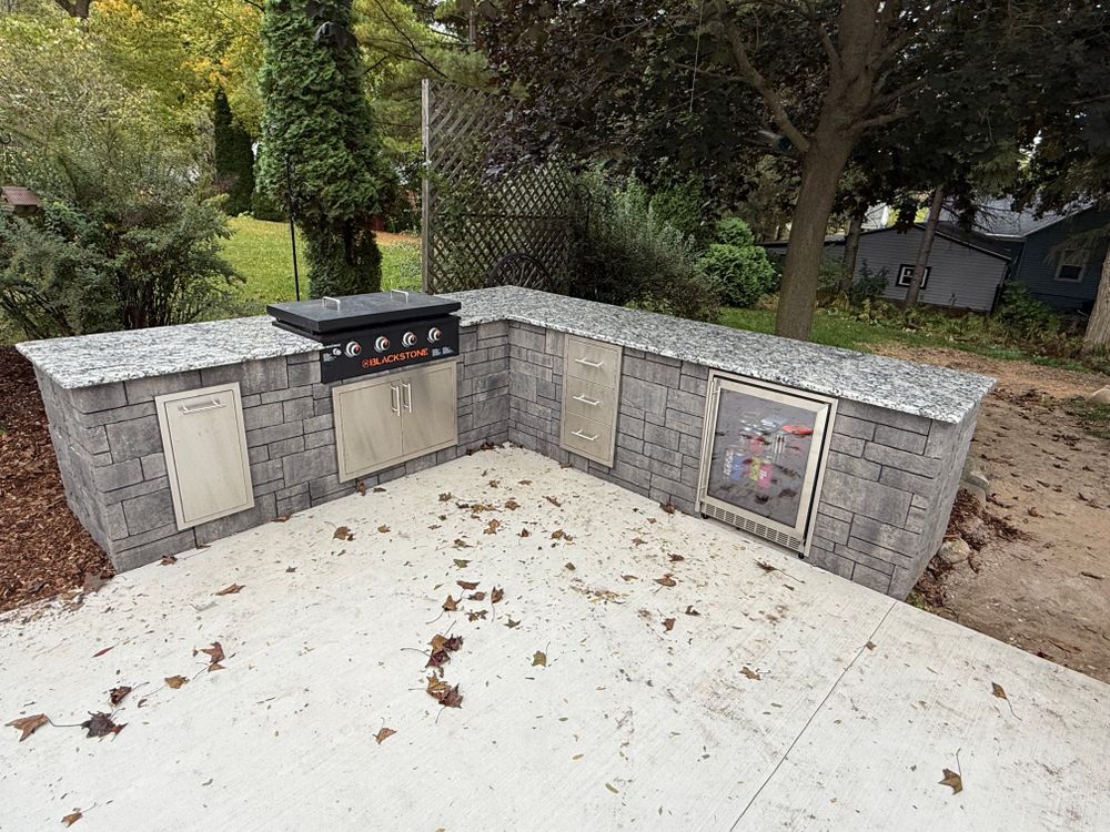 Outdoor Kitchens for Paradise Lawnscapes in West Bend, WI