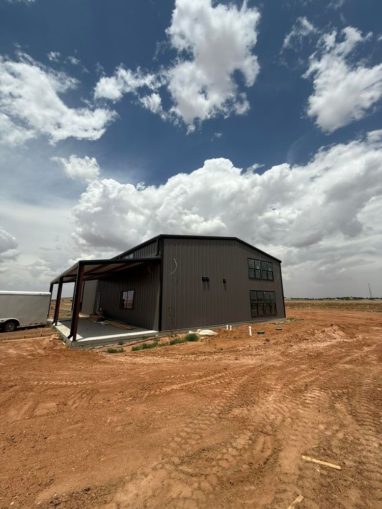 Discover our barndominiums – a seamless blend of rustic charm and modern efficiency. We specialize in crafting durable, customizable metal barn homes tailored to fit your lifestyle and aesthetic preferences. for WT Precision Buildings in Brownfield, TX