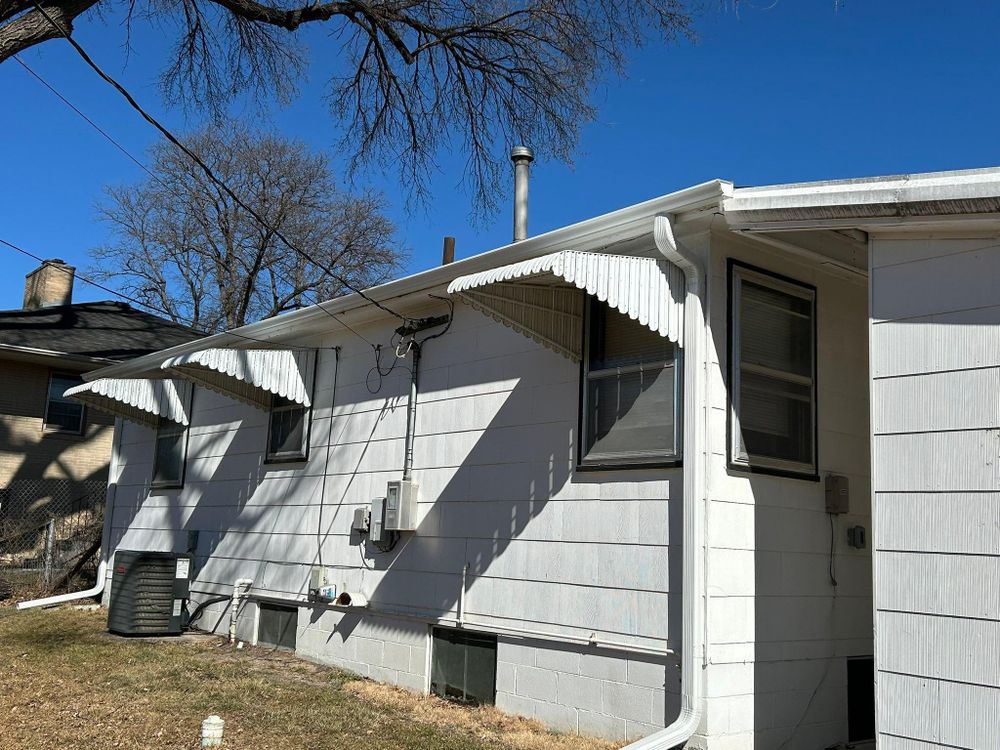 All Photos for The Gutter Man Seamless in Lexington, NE