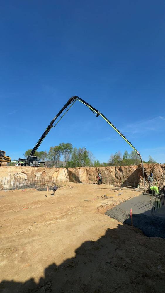New Boom Pump for Williams Concrete Pumping in Knoxville, Tennessee