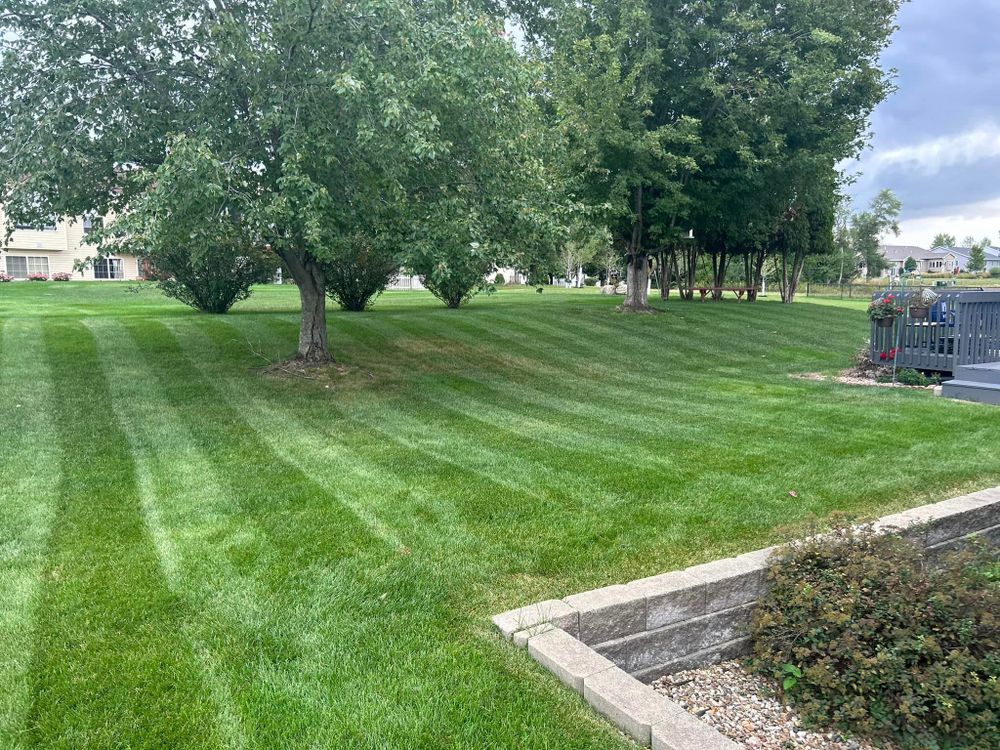 All Photos for Weeds Lawn Care & Landscaping LLC  in Hiawatha, IA