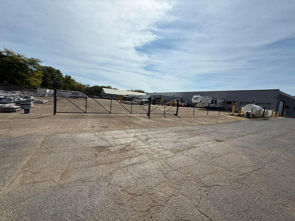 Fence Installation for Illinois Fence & outdoor co. in Kewanee, Illinois
