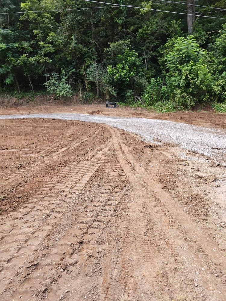 Excavation for Walker Excavation in Tazewell, TN