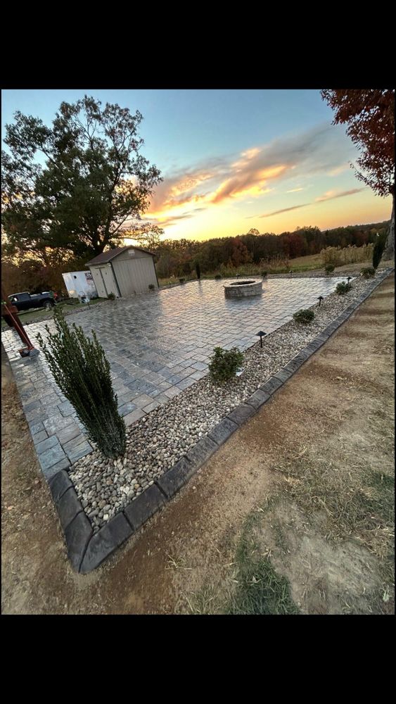 All Photos for Dust Till Dawn Lawn in London, Kentucky