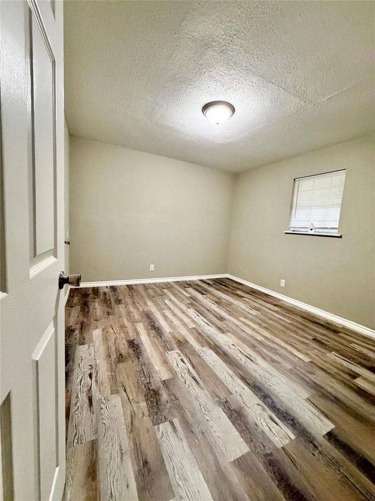 5320 Polk St #14, Houston, TX 77023 for Casa Antigua Realty in Houston, TX