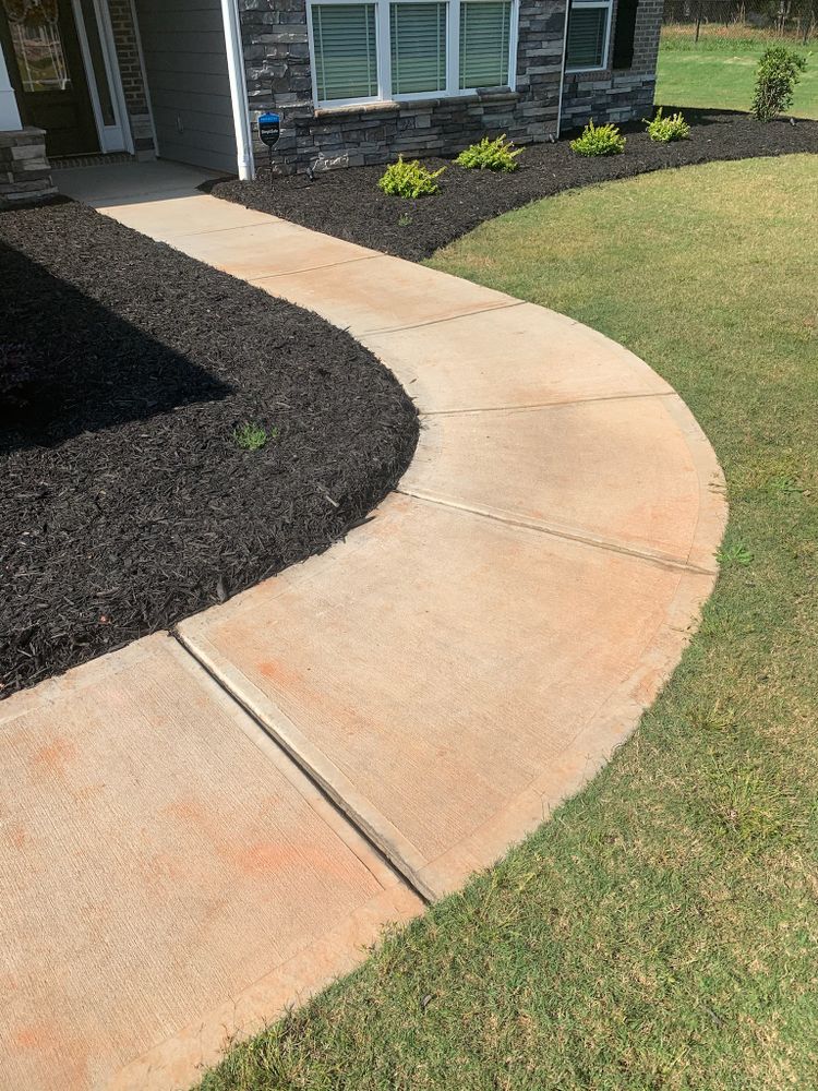 Concrete cleaning for JB Applewhite's Pressure Washing in Anderson, SC