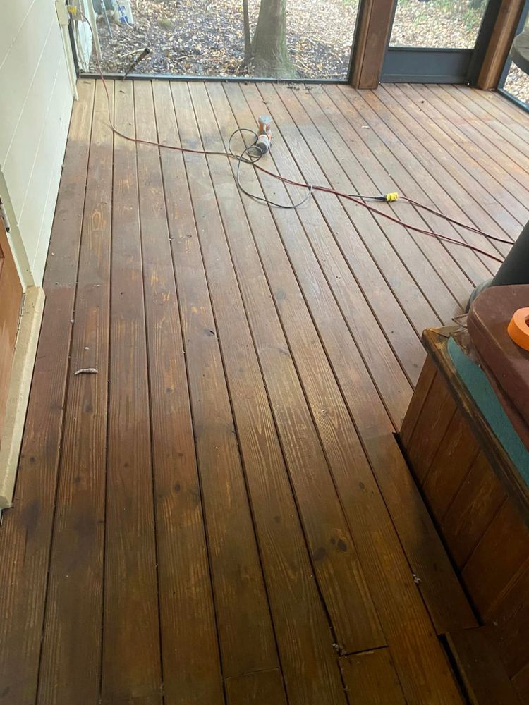 Our staining service adds a beautiful finishing touch to your outdoor surfaces such as decks, fences, and pergolas. Enhance the natural beauty of wood while also protecting it from the elements. for New Color Painting in Orlando, FL