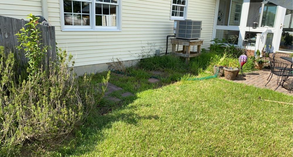 Landscaping for Bull Island Lawn Care LLC in Poquoson, VA