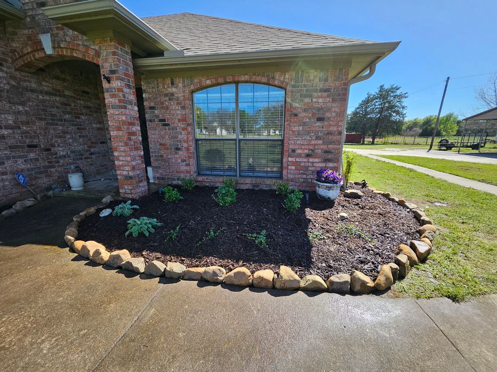 All Photos for Ornelas Lawn Service in Lone Oak, Texas
