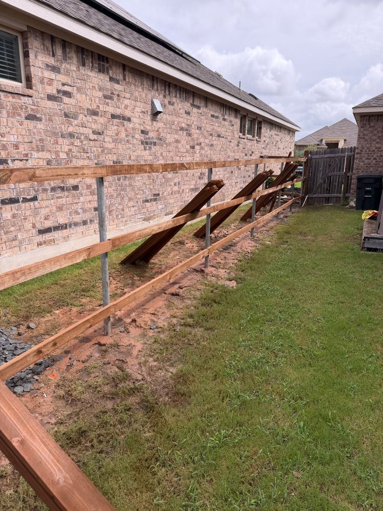 Fence soft wash & staining for Ansley Staining and Exterior Works in New Braunfels, TX