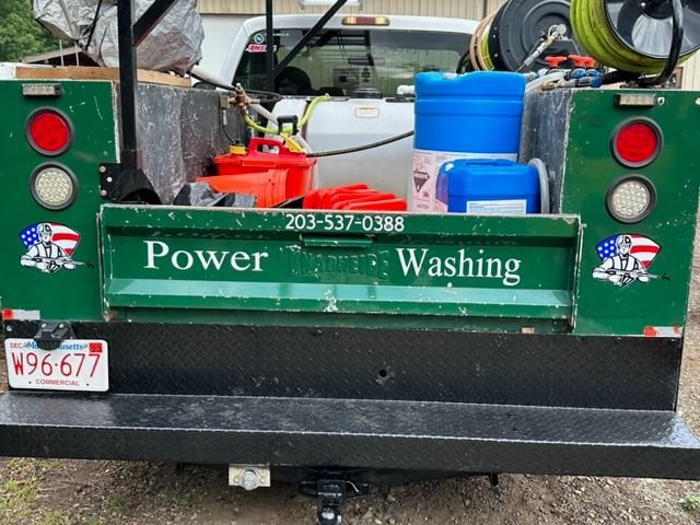 B&L Unlimited Power Washing for B&L Management LLC in East Windsor, CT
