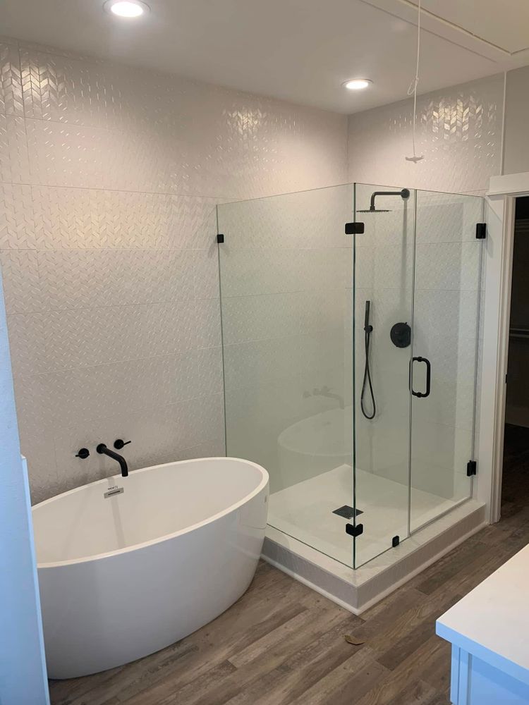 Transform kitchens and bathrooms with our expert renovation services, delivering beautiful designs, quality craftsmanship, improved functionality, and lasting value—tailored to your style, needs, timeline, and budget from start to finish. for C&E Remodel Team in Galveston, TX
