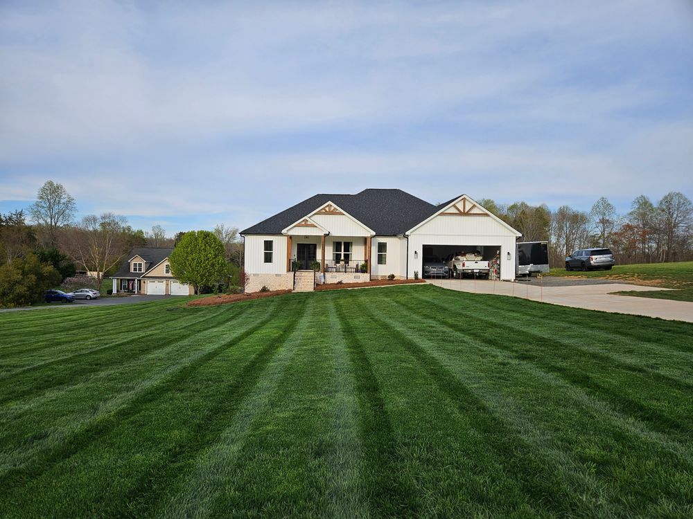 Lawn Care for Gallimore’s Lawn Care in Thomasville, NC