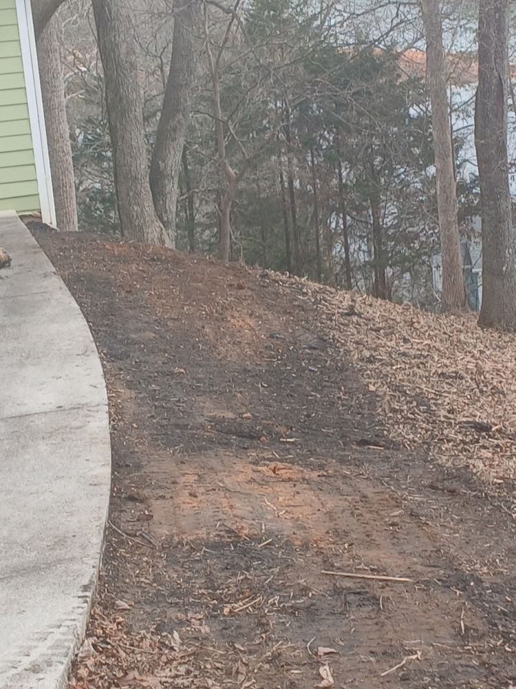 All Photos for Lafollette Mulch, Stone and Lawn Care in La Follette, TN