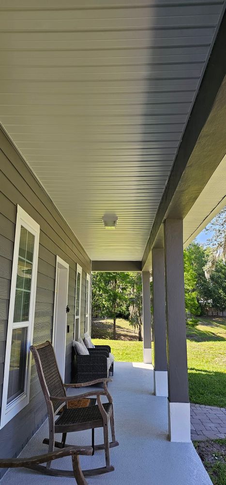 Enhance your home's curb appeal and protection with our expert siding services. Durable, stylish options provide added insulation and weather resistance, ensuring your home remains beautiful and secure year-round. for All Pro Screen in Central Florida, FL