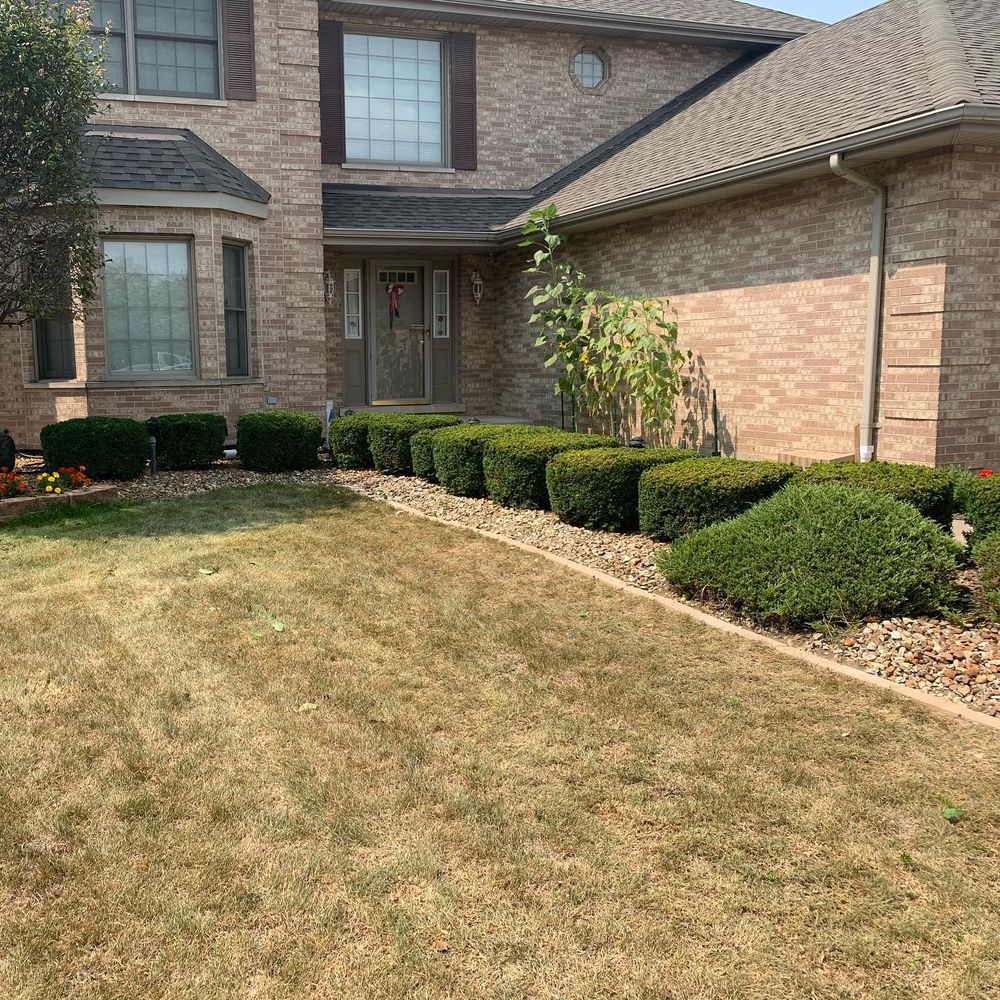 Landscaping for From the Ground Up Landscaping & Lawncare in New Lenox, IL