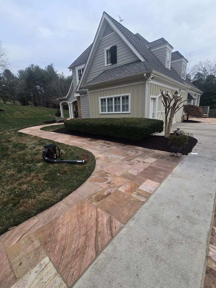 All Photos for Lafollette Mulch, Stone and Lawn Care in La Follette, TN