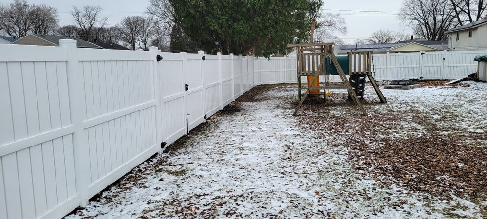 Fencing for Friedrich Fence in Sterling, IL