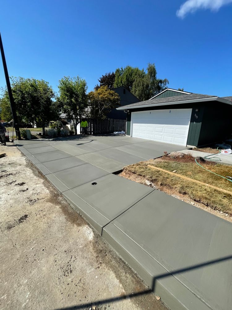 Our Sidewalk Installation service provides durable and aesthetically pleasing walkways tailored to your home's design, enhancing curb appeal and ensuring safe, reliable access for you and your guests. for PEARL CONSTRUCTION in Portland, OR
