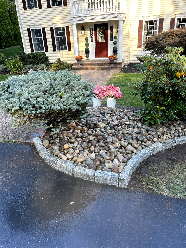 Enhance your home's curb appeal with our expert stone veneer installation, providing durable and aesthetically pleasing rock and stone solutions, perfectly tailored to transform outdoor spaces into stunning landscapes. for Dibs Landscaping LLC in Cheshire, CT