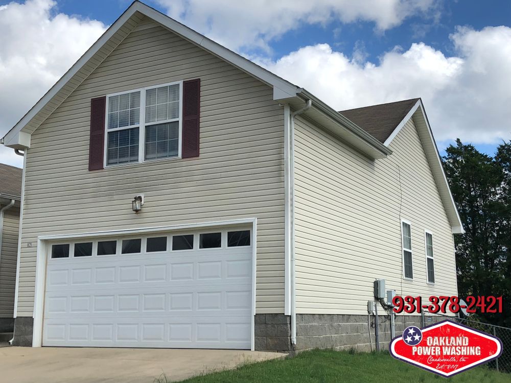 House and Roof Softwash for Oakland Power Washing in Clarksville, TN