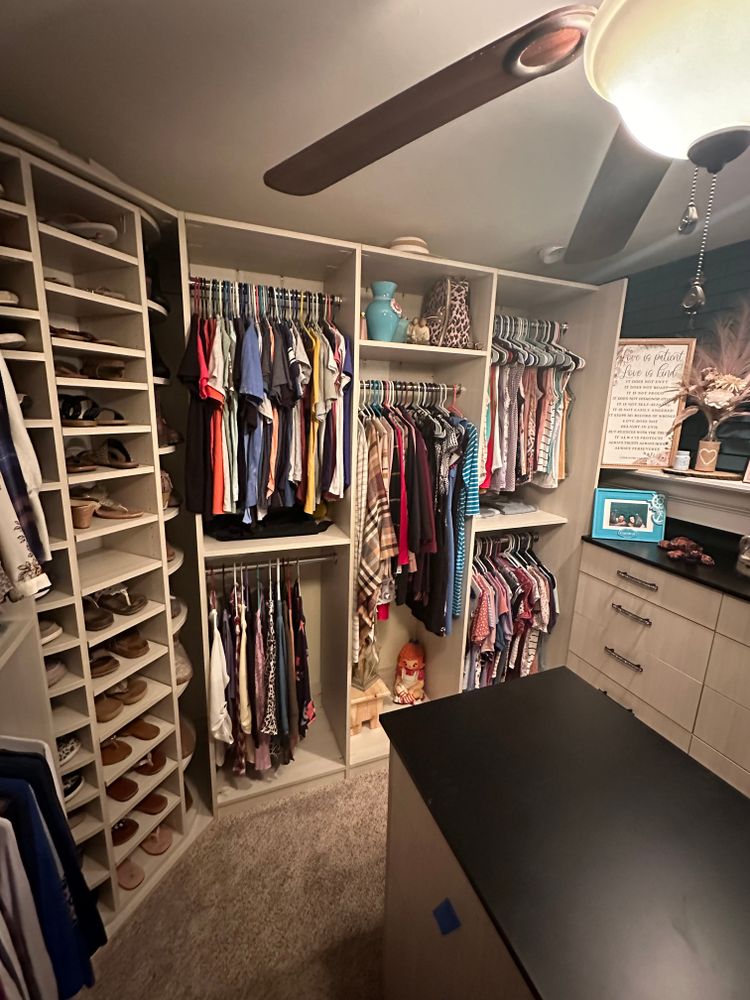 Closets for Blair Construction & Home Improvement in St. Charles, MO